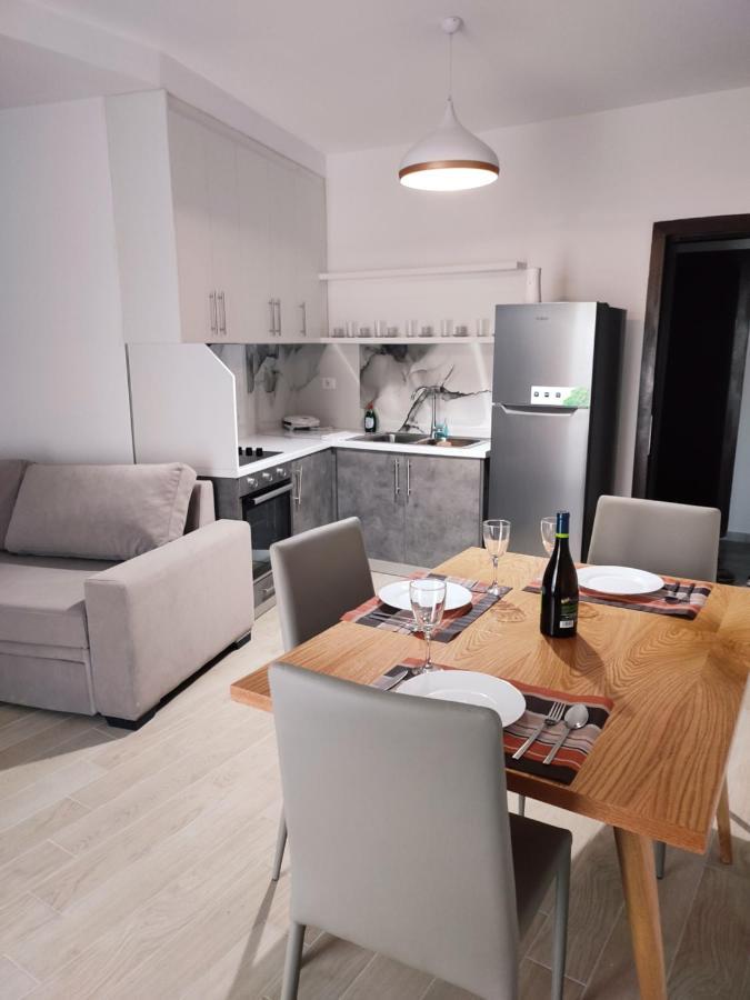 Proda Apartments ساراندا المظهر الخارجي الصورة