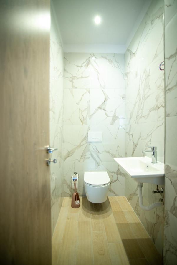 Proda Apartments ساراندا المظهر الخارجي الصورة
