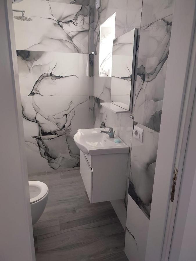 Proda Apartments ساراندا المظهر الخارجي الصورة
