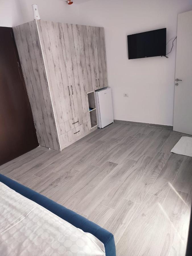 Proda Apartments ساراندا المظهر الخارجي الصورة